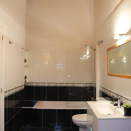 Penthouse Χιχόν